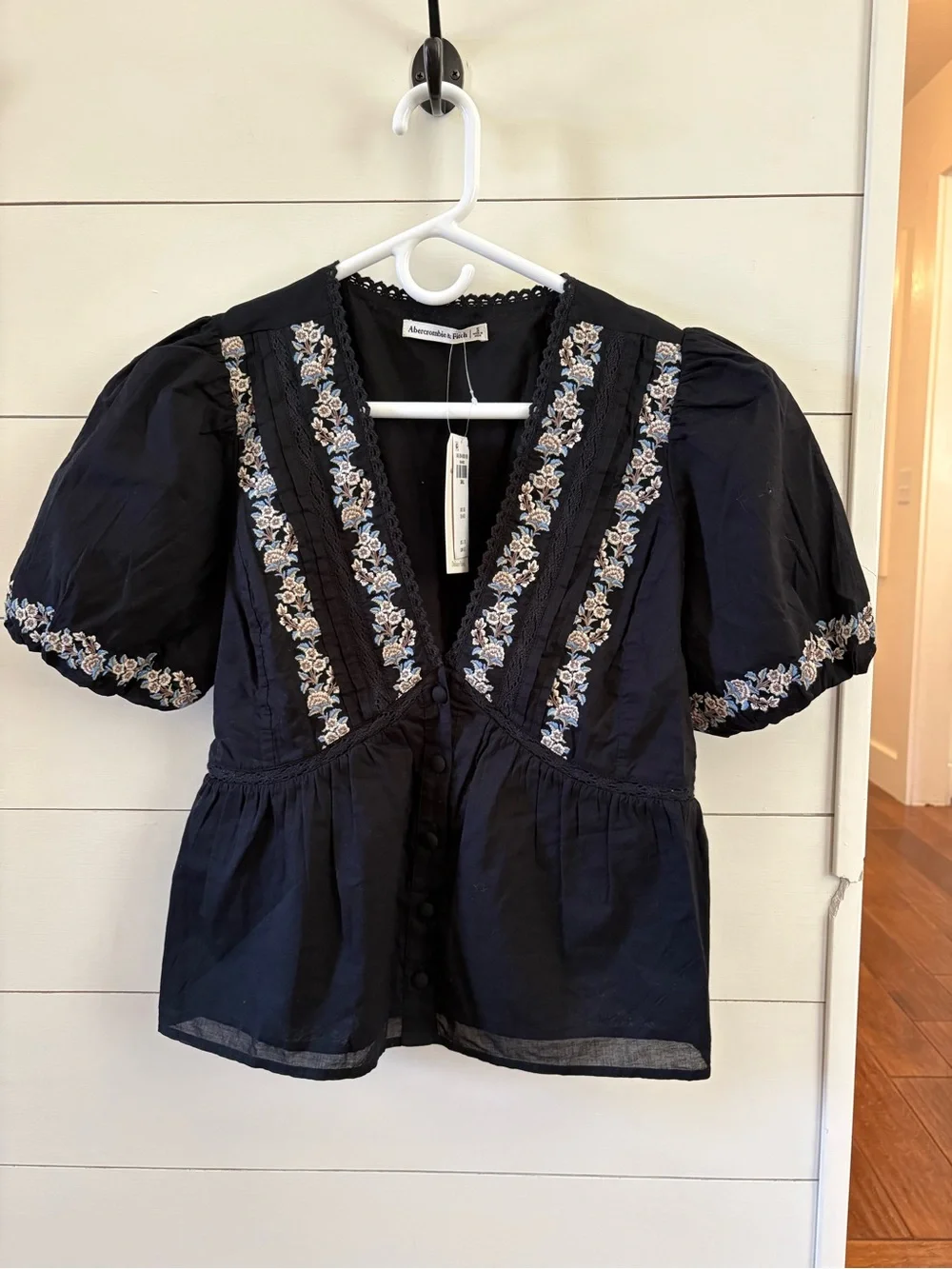 Black Embroidered V-Neck Puff Sleeve Top